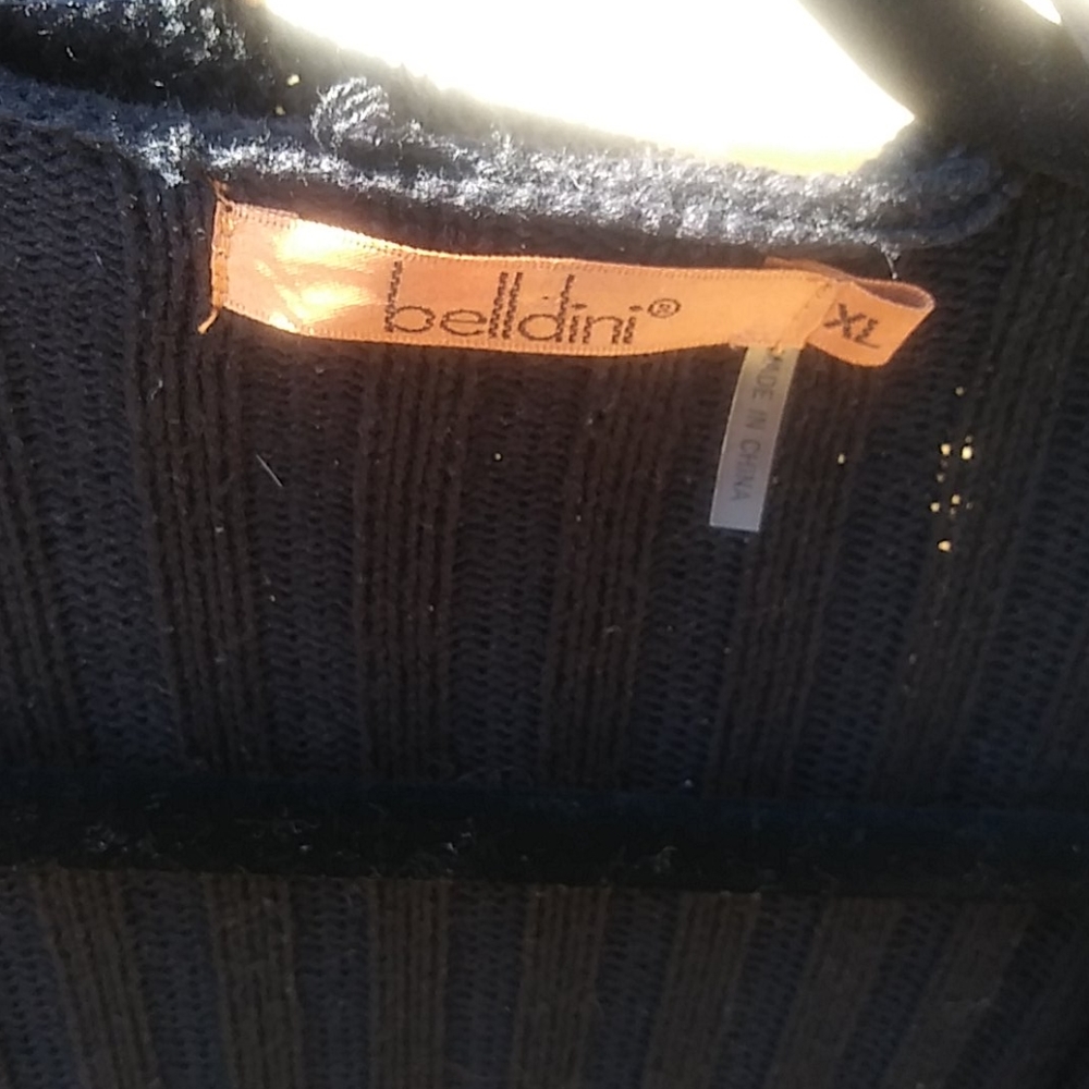 Open Ruffle Cardigan - Picture 2 of 7